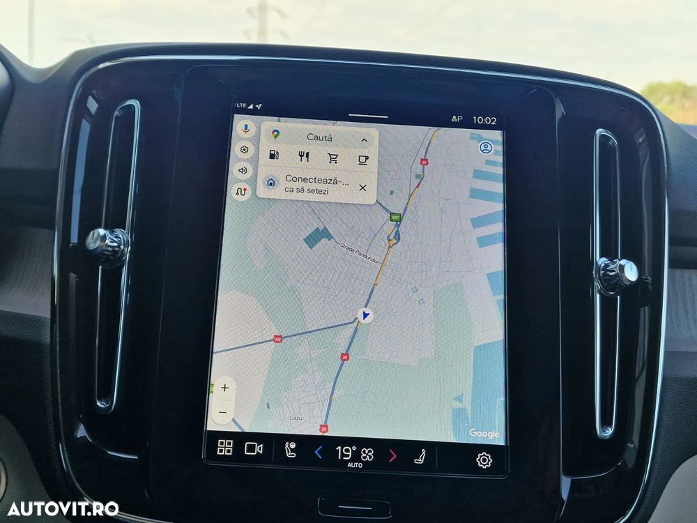Volvo XC 40 B4 AT FWD MHEV Ultimate Dark - 30