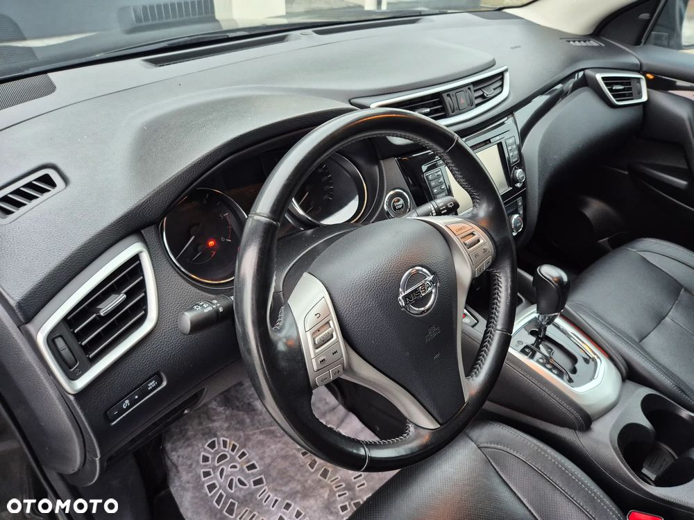 Nissan Qashqai 1.6 DCi Tekna Xtronic - 28