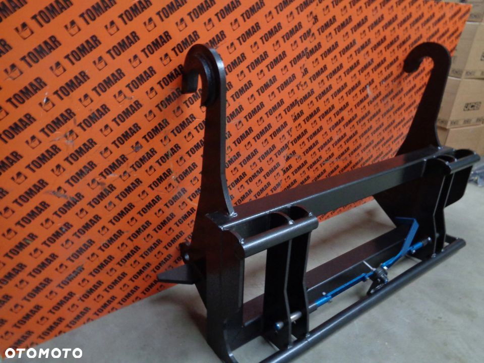 Przejściówka JCB na Euroramkę, Nowy adapter JCB - 3