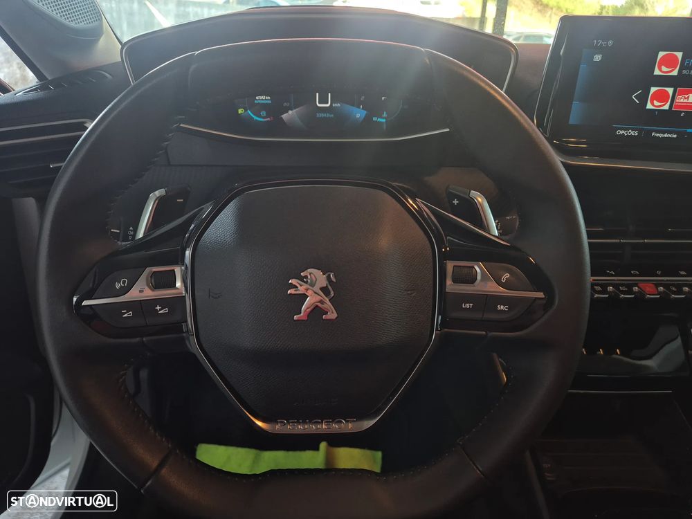 Peugeot 208 1.2 PureTech Allure Pack EAT8 - 17