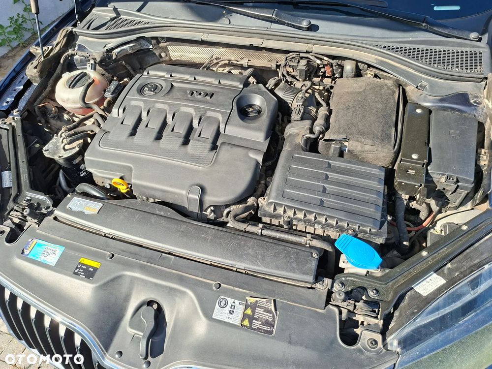Skoda Superb 1.6 TDI Ambition - 10