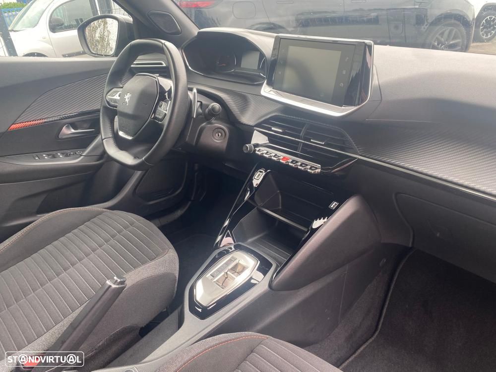 Peugeot 2008 1.5 BlueHDi Active EAT8 - 6