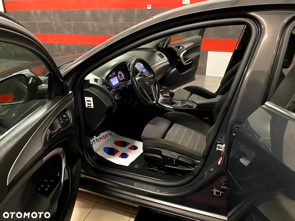 Opel Insignia 1.4 T Cosmo S&S - 16