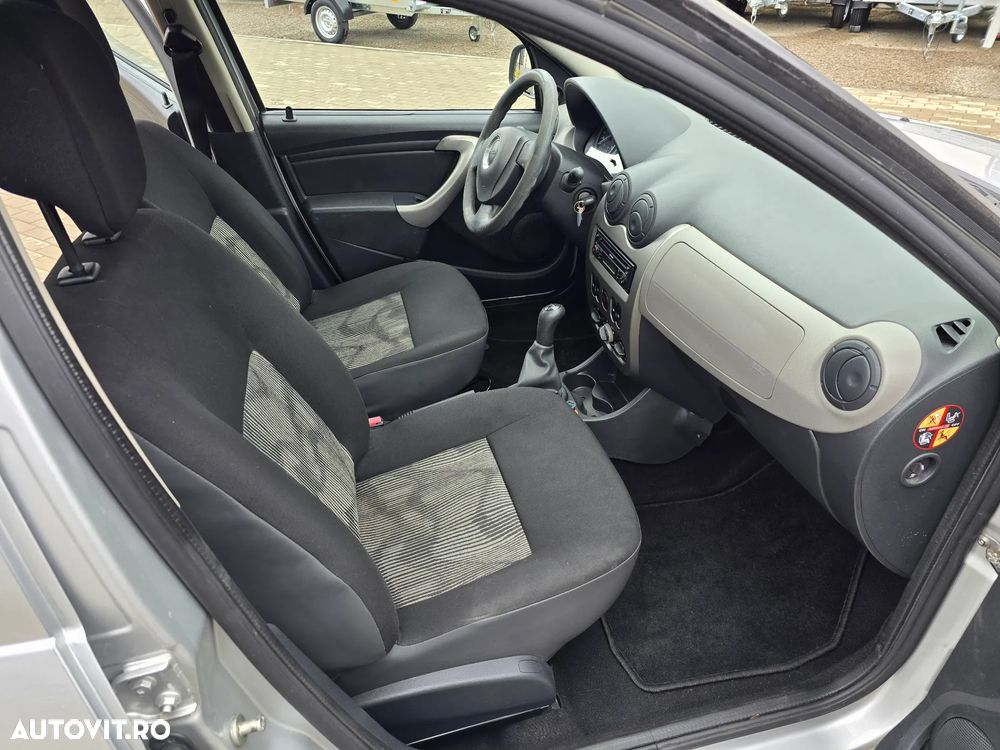 Dacia Sandero 1.2 16V Ambiance - 21