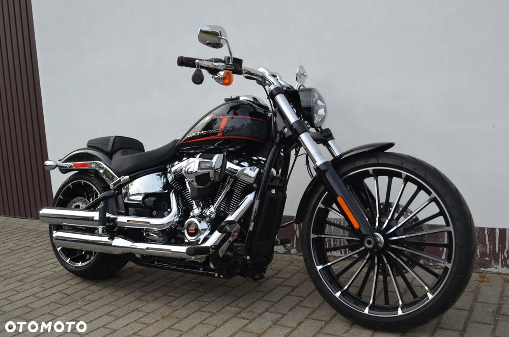 Harley-Davidson FXSB Breakout - 1