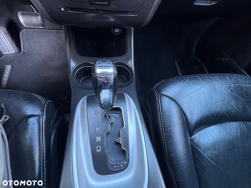 Fiat Freemont 2.0 Multijet Lounge AWD - 32
