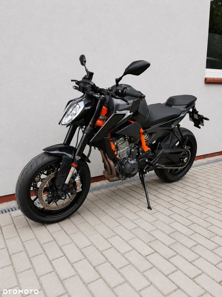 KTM DUKE 890 - 4