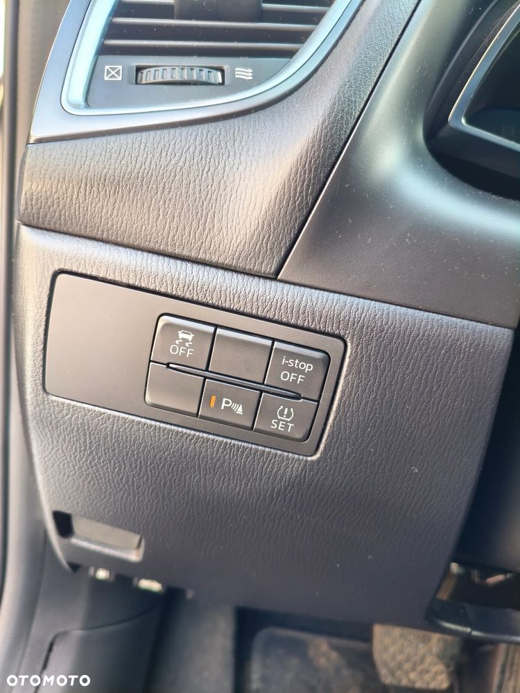 Mazda 3 2.0 Skypassion EU6 - 12