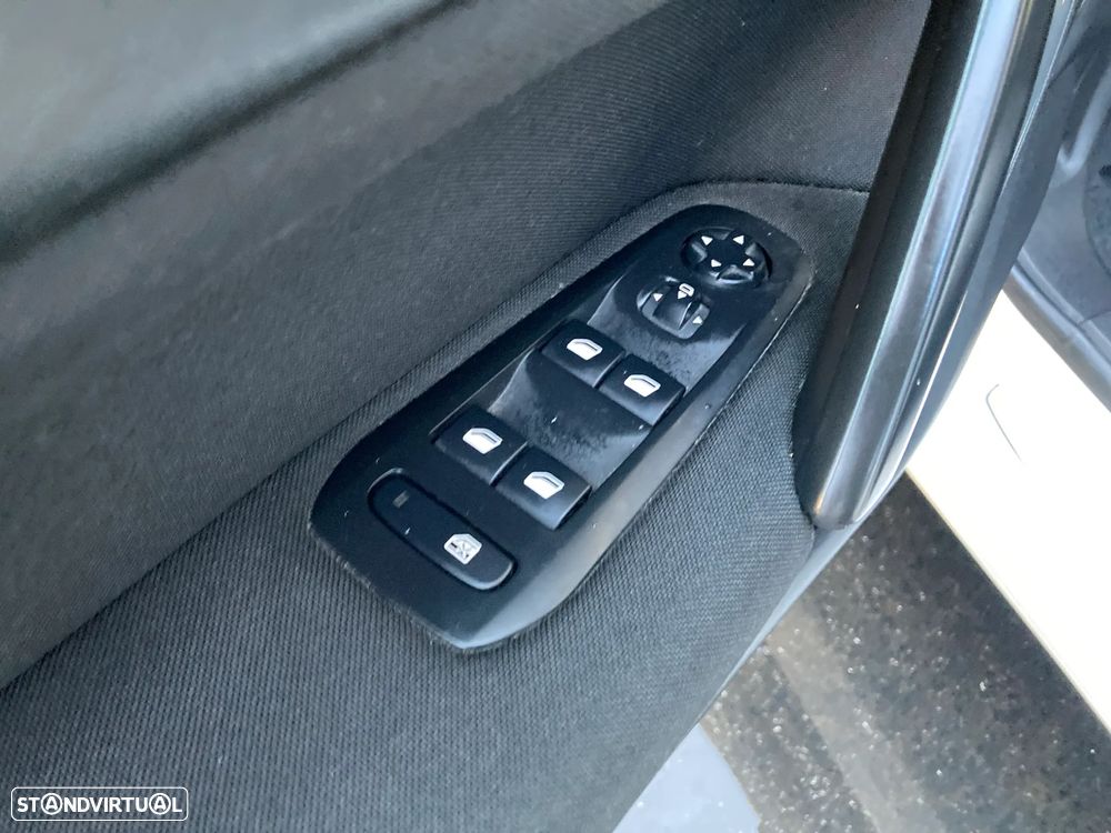 Peugeot 308 SW BlueHDi 130 Stop & Start Style - 27