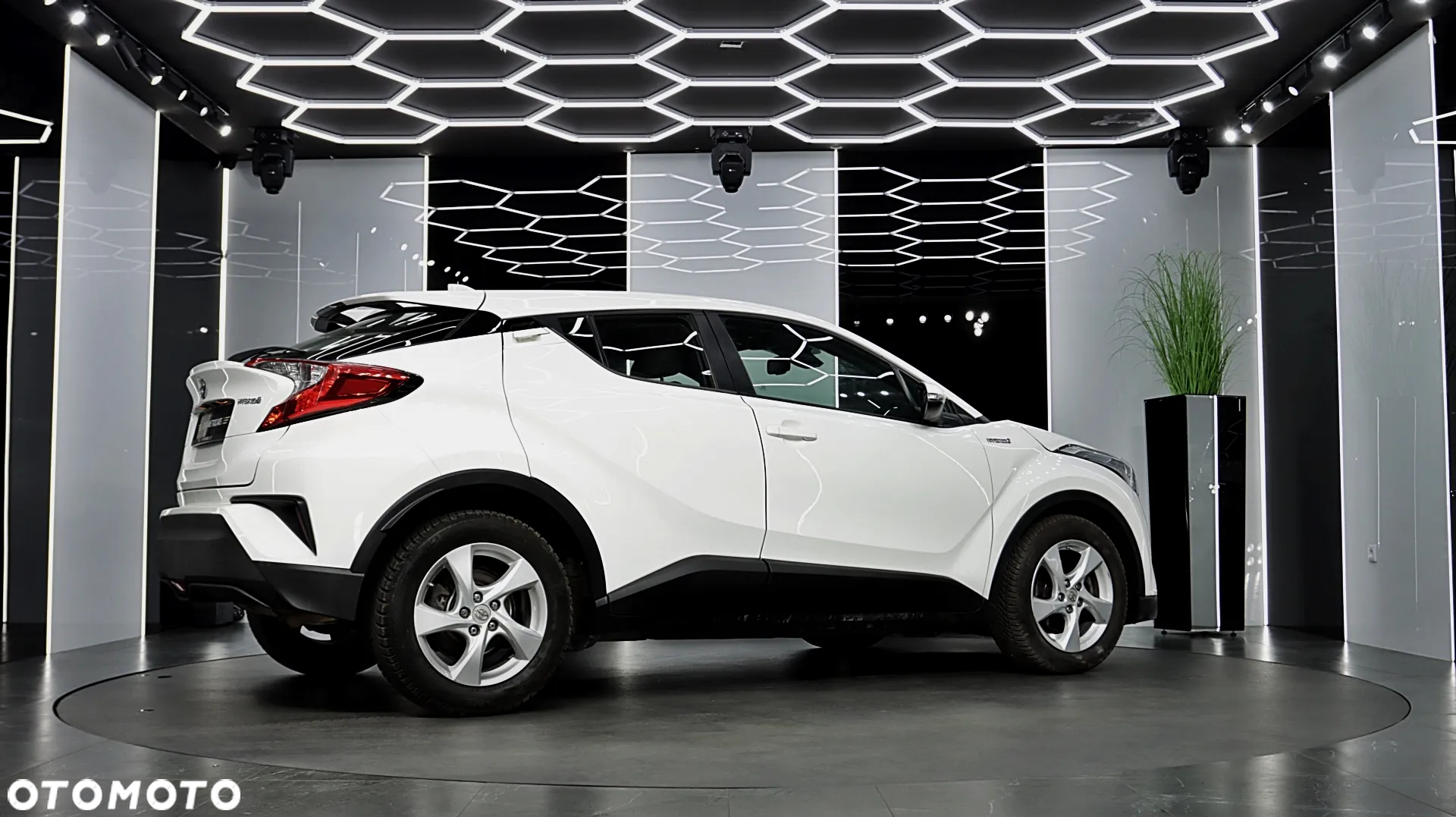 Toyota C-HR 1.8 Hybrid Premium - 9