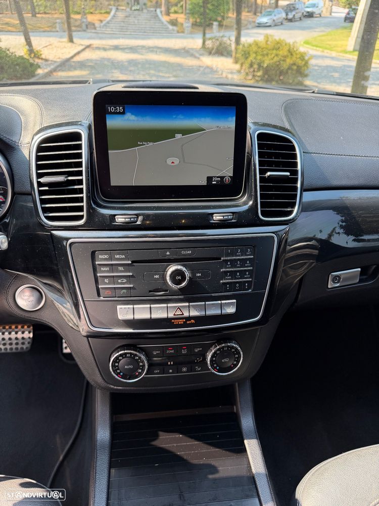 Mercedes-Benz GLE 43 AMG 4Matic 9G-TRONIC Exclusive — fotografia 25