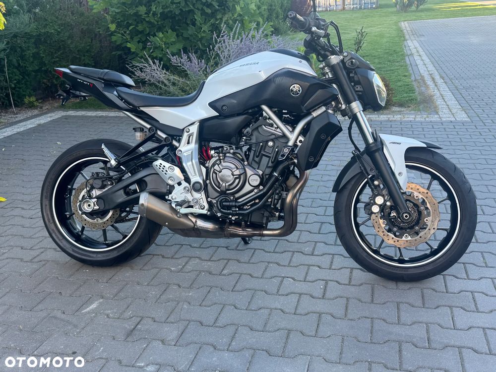 Yamaha MT - 4