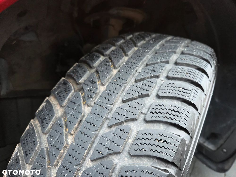 Kia Venga 1.4 CVVT Business Line - 20