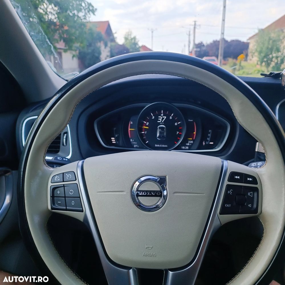 Volvo V40 T4 Aut. Inscription - 9