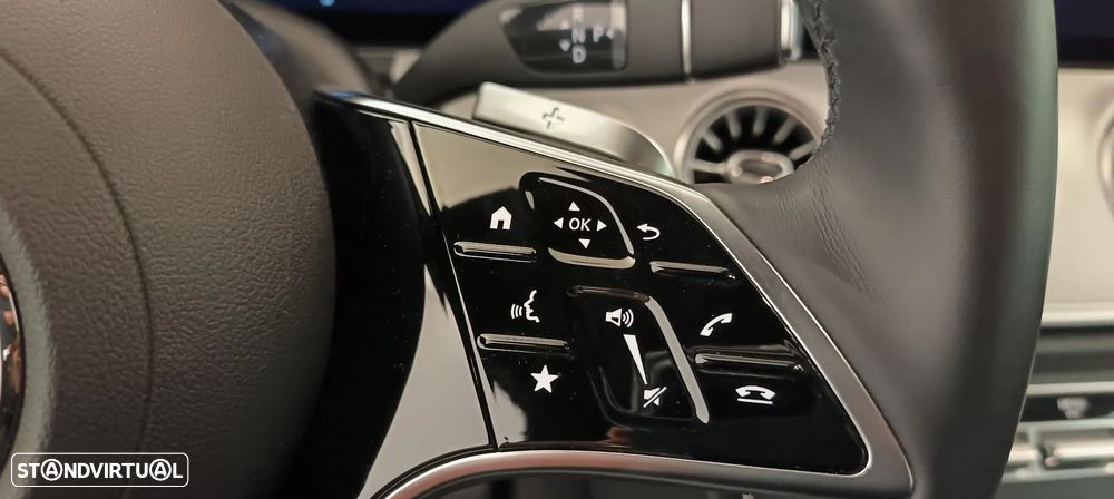 Mercedes-Benz CLS 300 d 4Matic - 21