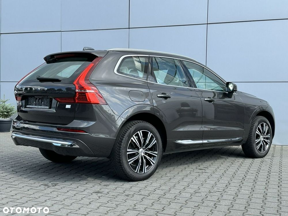 Volvo XC 60 T6 AWD Recharge Geartronic Inscription - 9