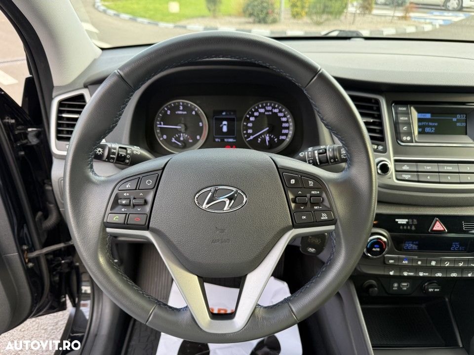 Hyundai Tucson 2.0 CRDI 4WD 6MT Style - 13