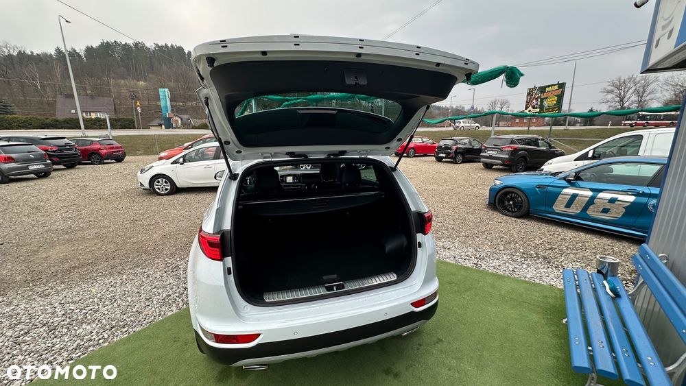 Kia Sportage 2,0 CRDI AWD GT Line - 5
