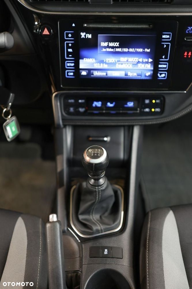 Toyota Auris - 19