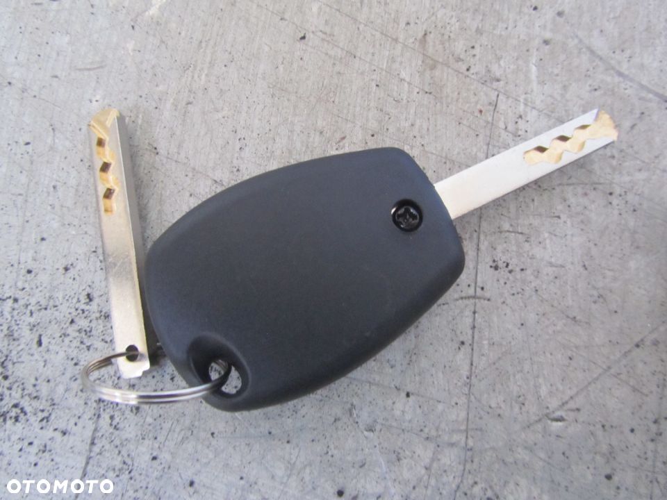 renault trafic III 2014- stacyjka kluczyk - 1