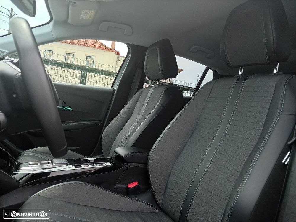 Peugeot e-208 50 kWh Allure - 11