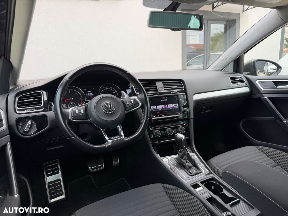 Volkswagen Golf 1.6 TDI DPF DSG BlueMotion Technology Comfortline - 22