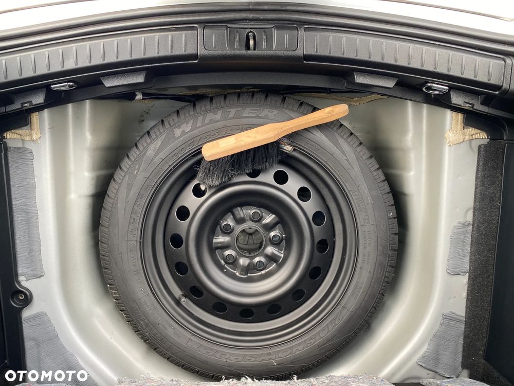 Toyota Auris 2.0 D-4D Executive - 37