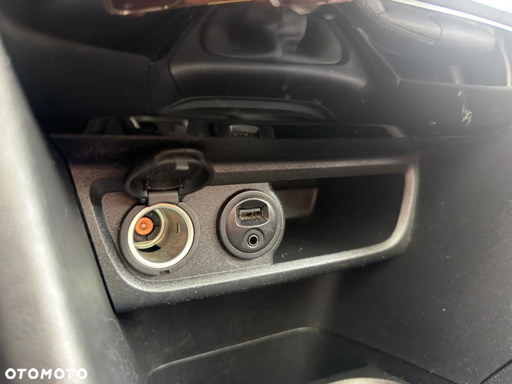 Peugeot 2008 1.2 Pure Tech GPF Allure S&S - 35