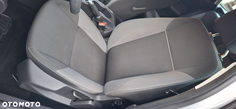 Ford Focus - 26