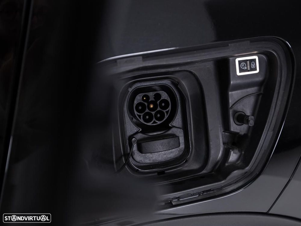 Peugeot e-2008 50 kWh Active - 13