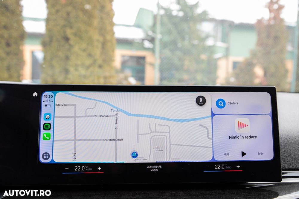 BMW Seria 3 320d xDrive AT MHEV - 33