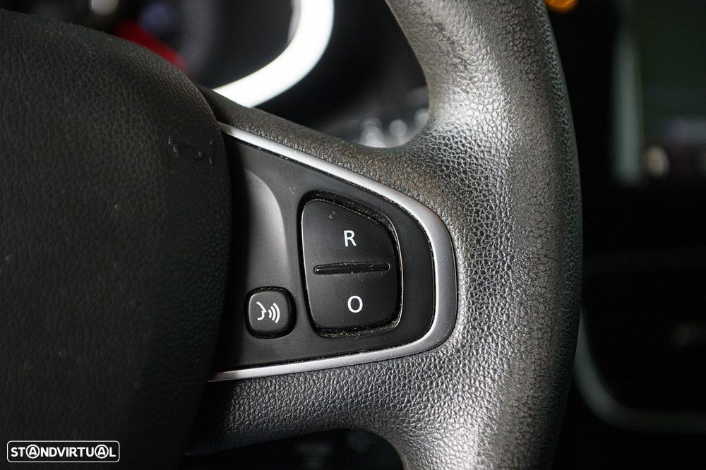 Renault Clio 1.5 dCi Zen - 29