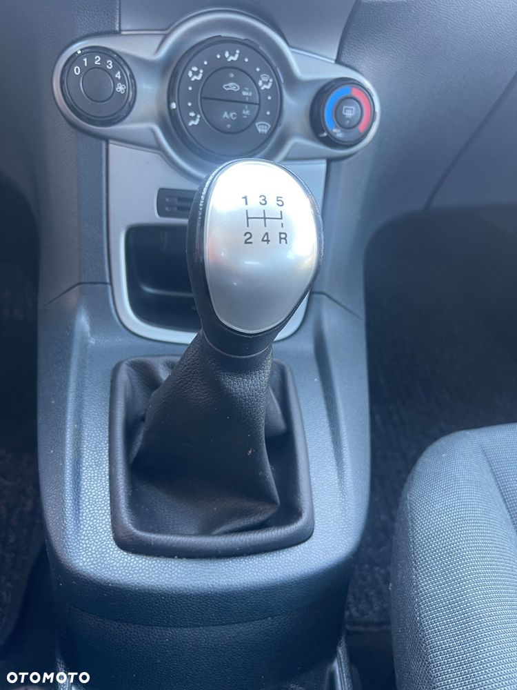 Ford Fiesta 1.25 Titanium - 20