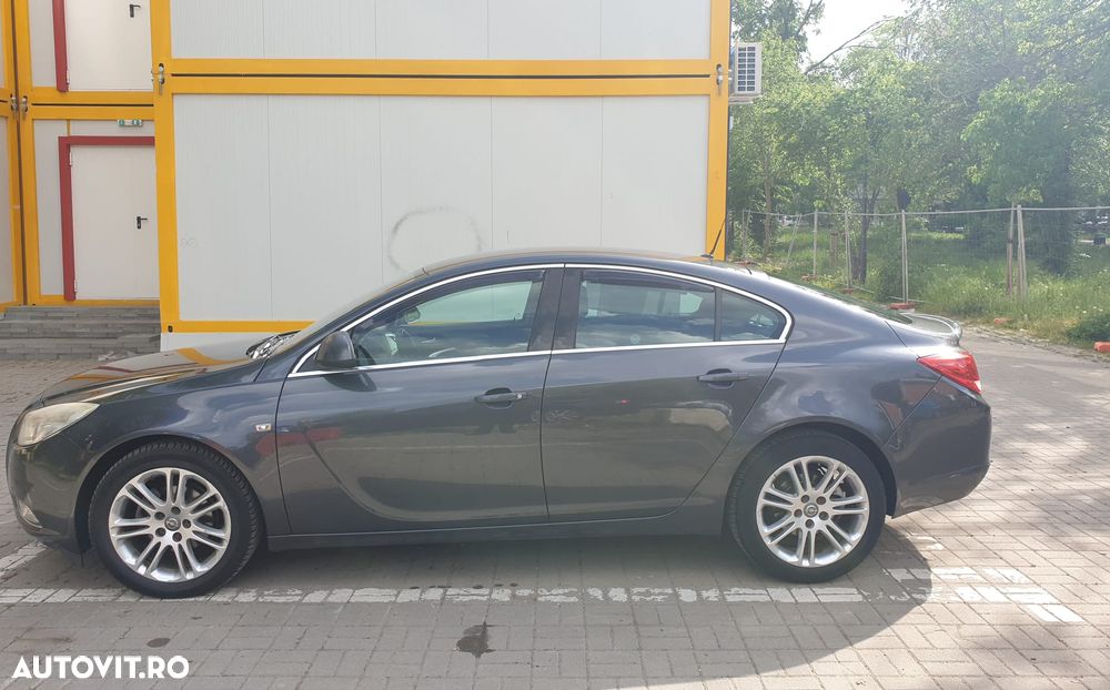 Opel Insignia 1.8 - 1