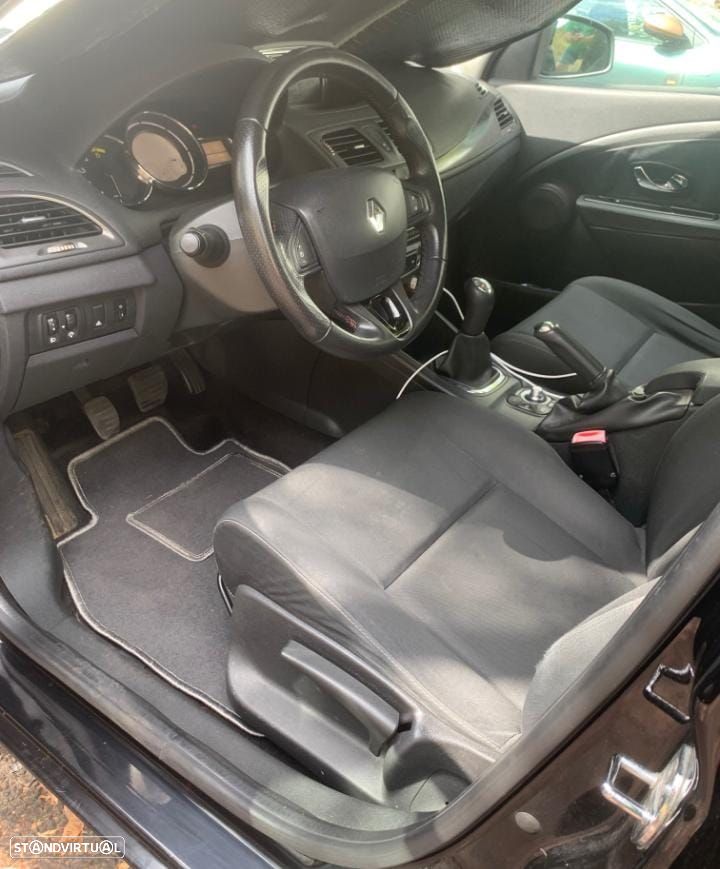 Renault Mégane Sport Tourer 1.5 dCi Confort - 5
