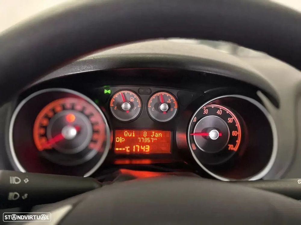 Fiat Punto 1.2 Lounge S&S - 22