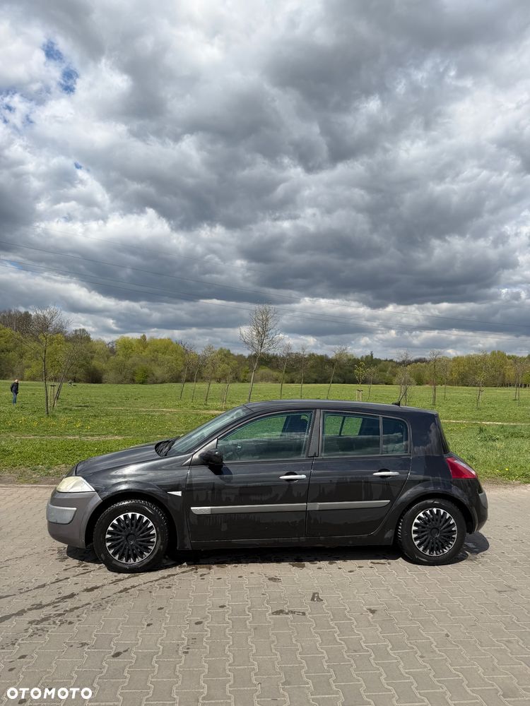 Renault Megane - 1