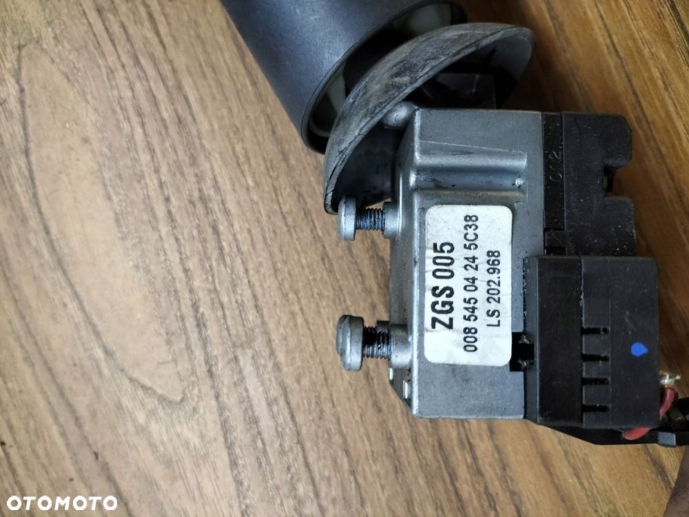 MANETKA / Przełacznik MERCEDES ATEGO - 2