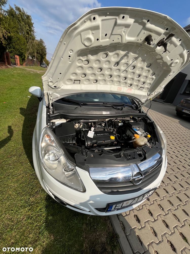 Opel Corsa 1.2 16V Essentia EasyTronic - 18