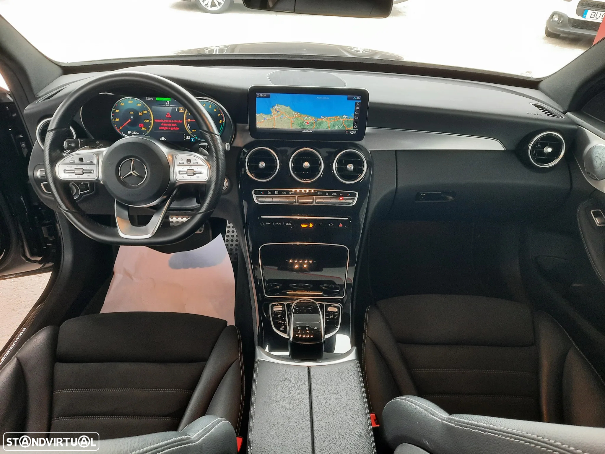 Mercedes-Benz C 300 e AMG Line - 37