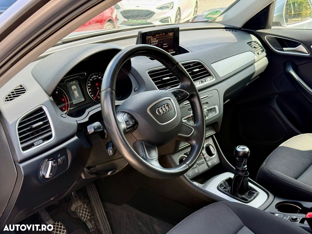 Audi Q3 2.0 TDI Sport - 5
