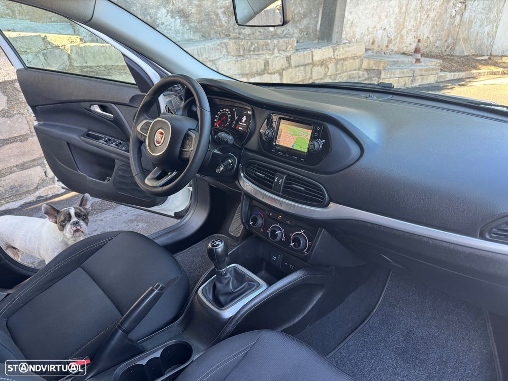 Fiat Tipo Station Wagon 1.3 M-Jet Easy - 21