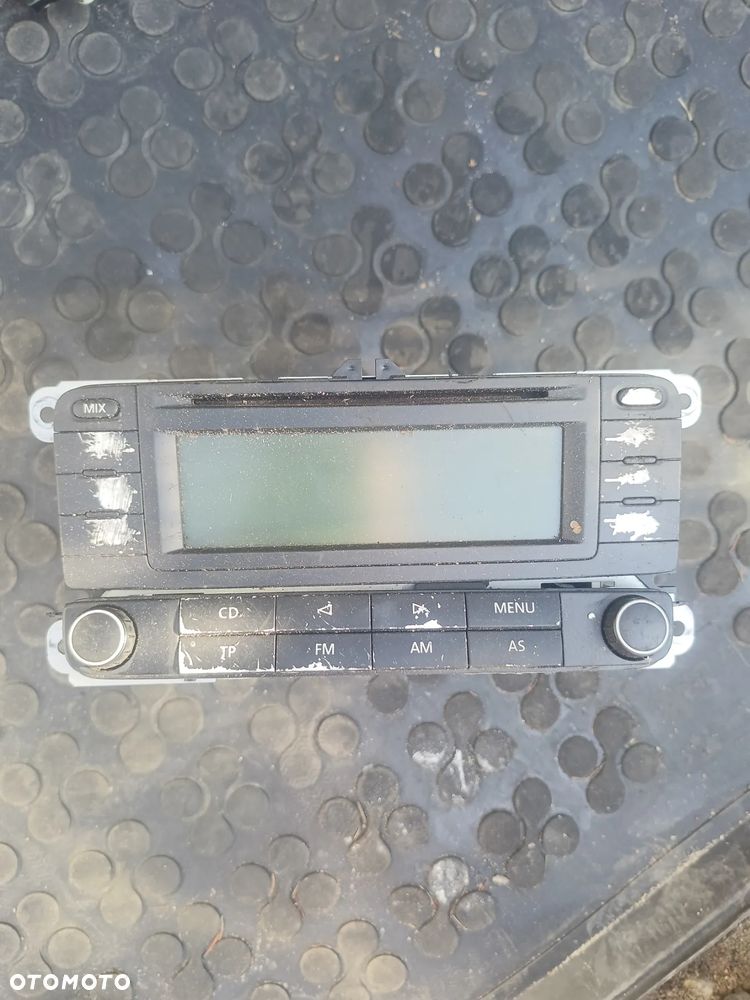 VW TOURAN GOLF V RADIO CD SPRAWNE - 1