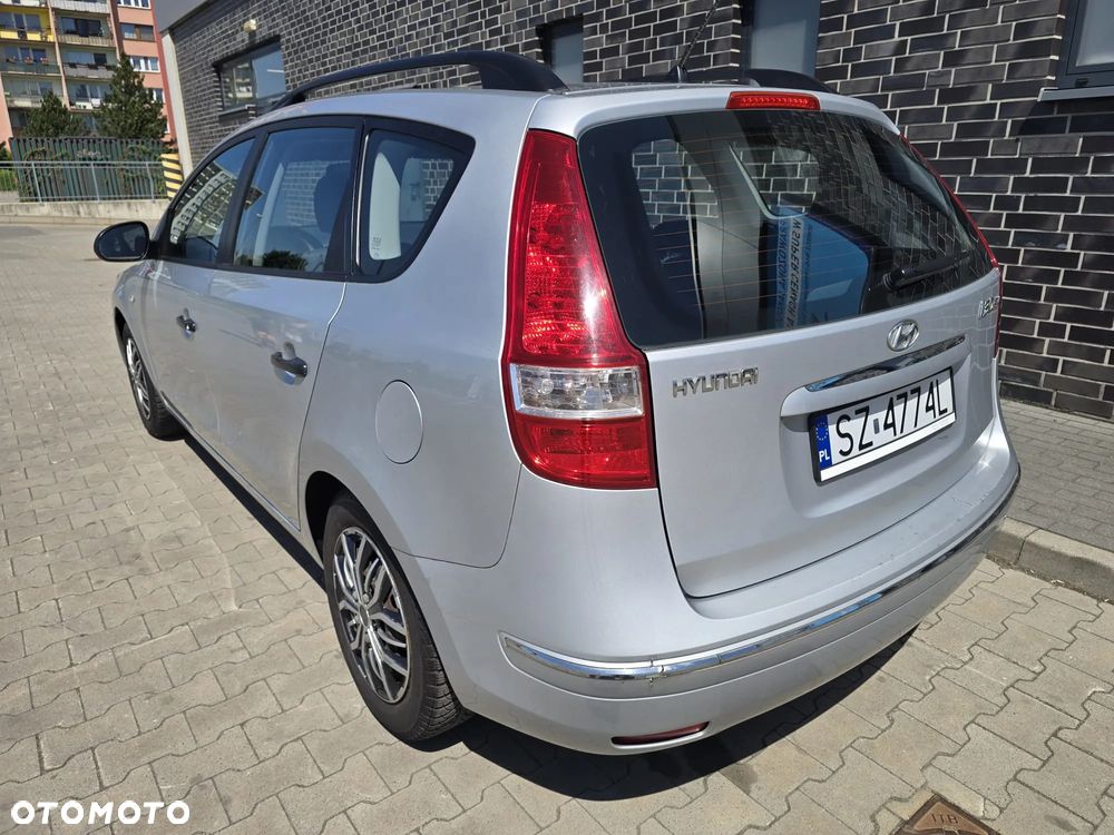 Hyundai i30 i30cw 1.4 Edition Plus - 38