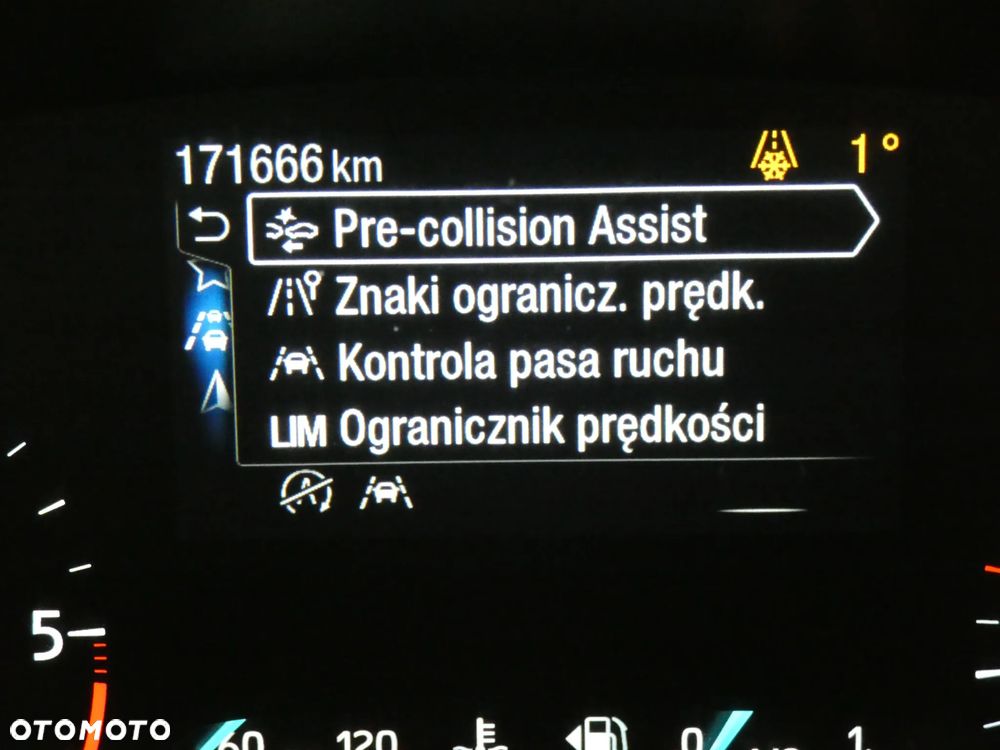 Ford Focus ver-2-0-ecoblue-st--line - 40