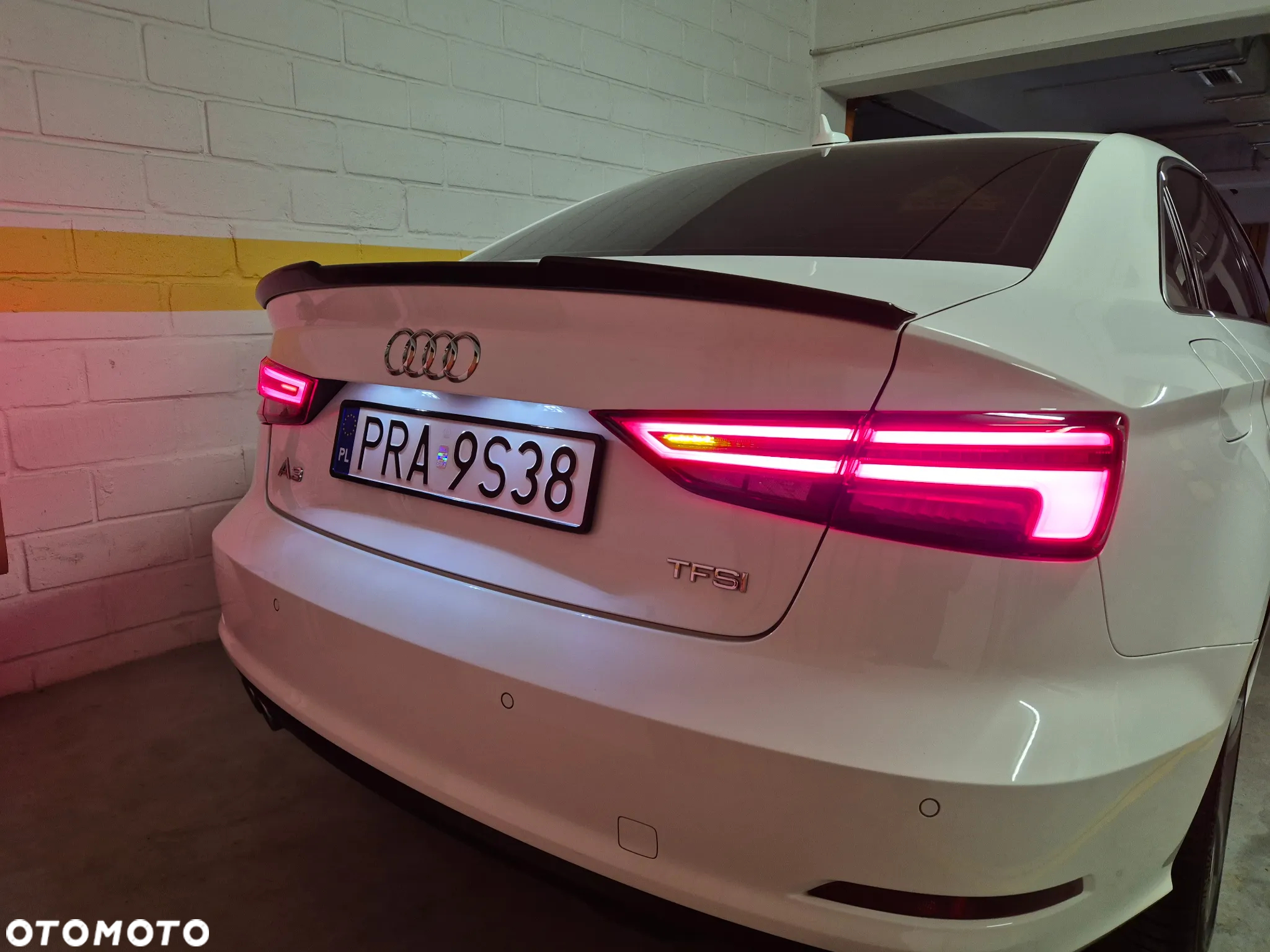 Audi A3 1.8 TFSI Ambiente S tronic - 12