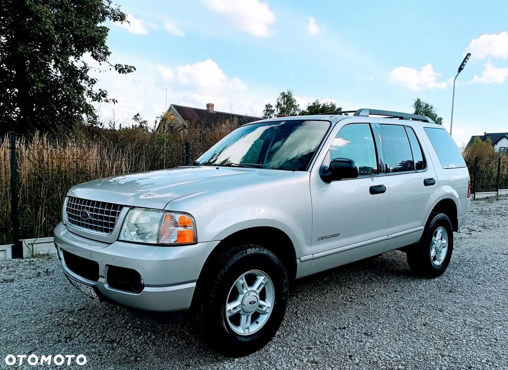 Ford Explorer 4.0 - 1