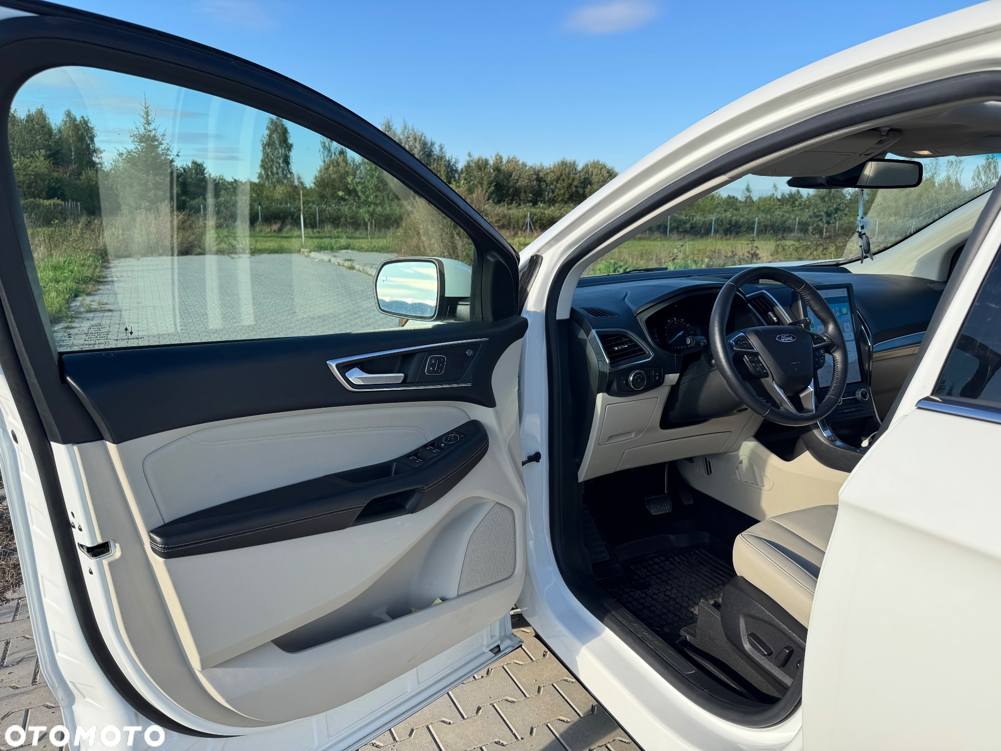 Ford Edge - 19