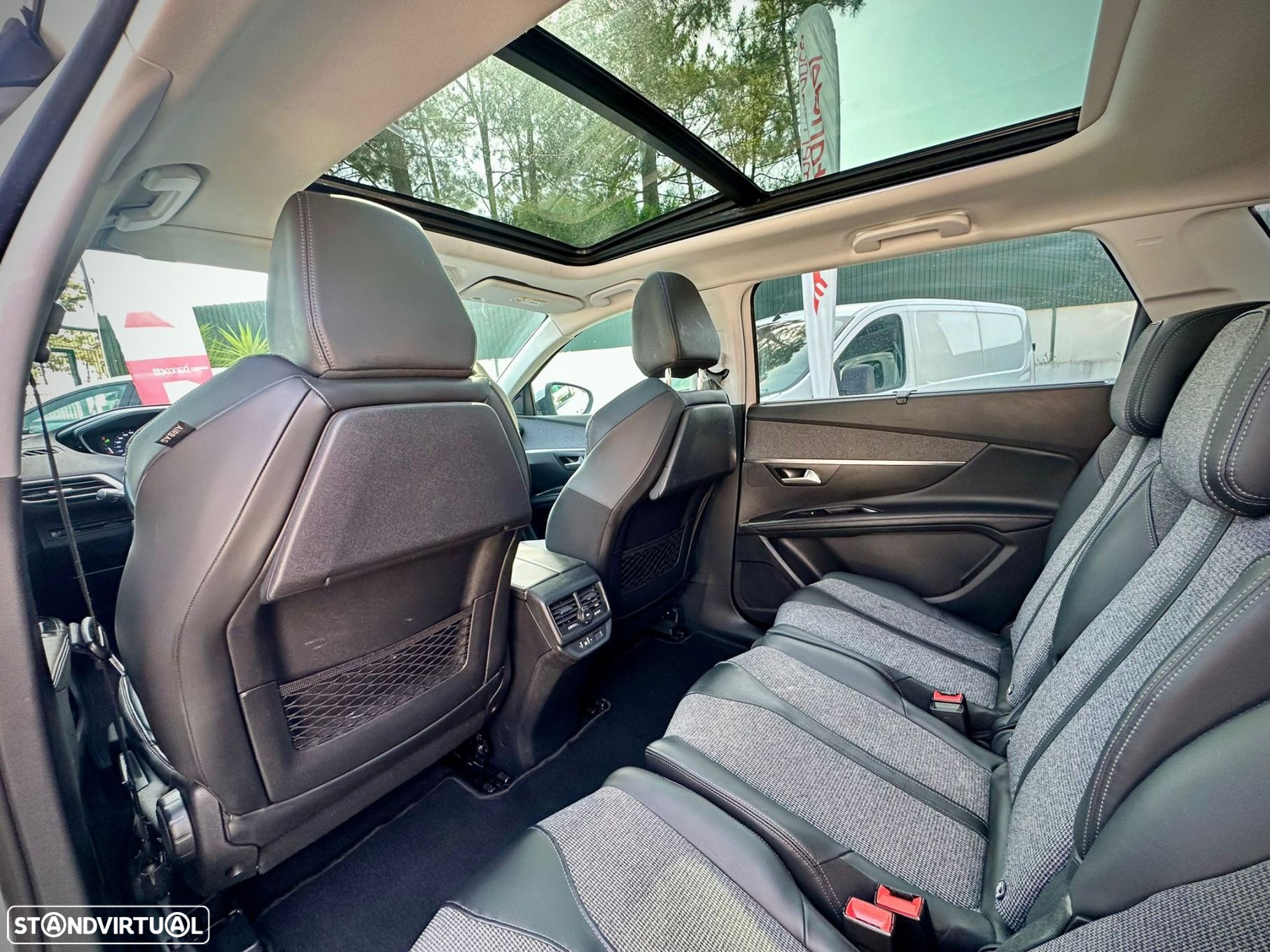 Peugeot 5008 1.6 BlueHDi Allure EAT6 J17 - 14