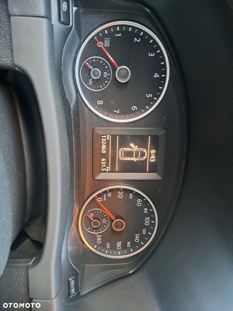 Volkswagen Tiguan - 10